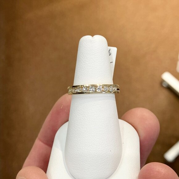 Half Carat Natural Diamond Gold Wedding Ring - Picture 5 of 6